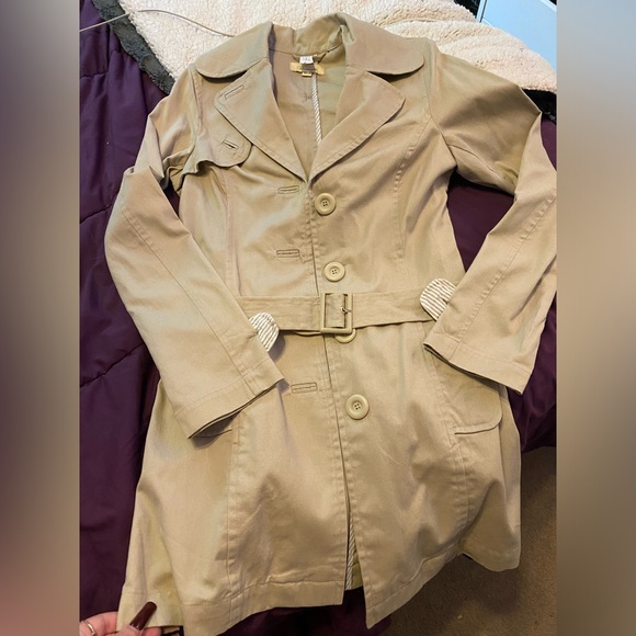 Trench Coat - Picture 2 of 3